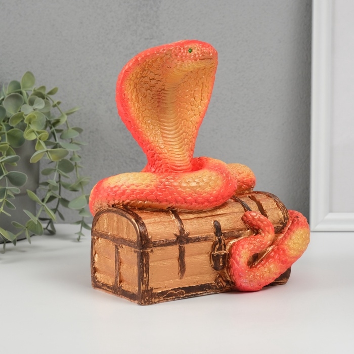 Новогодняя копилка  Новогодняя копилка "Кобра на сундуке "  20 х 17 х 12 см, оранжевый