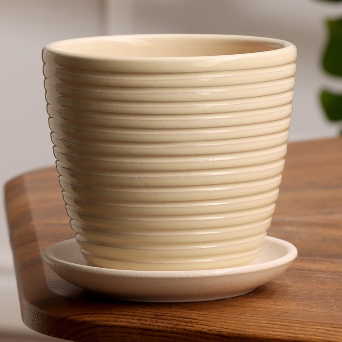 Горшок цветочный Спираль бежевый крокус №1, 0,7 л, d - 11,7 см Горшок цветочный Спираль бежевый крокус №1, 0,7 л, d - 11,7 см