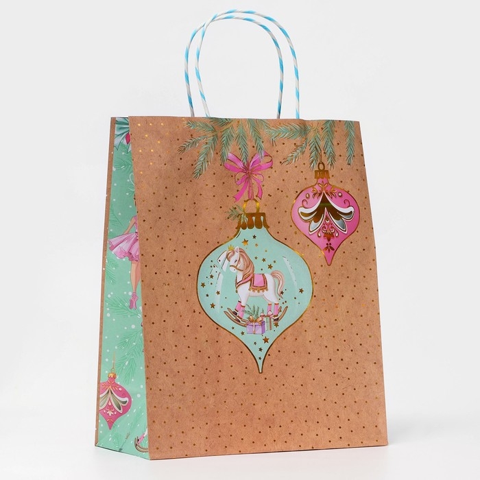 Новый год. Пакет бумажный подарочный новогодний крафт Новый год. Пакет бумажный подарочный новогодний крафт "Новогоднии игрушки" 26 х 32 х 12 см.