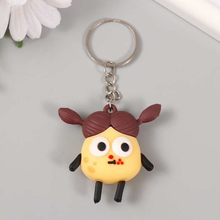 Брелок резина  Брелок резина "Картошка с хвостиками" МИКС 5х5,5х2 см