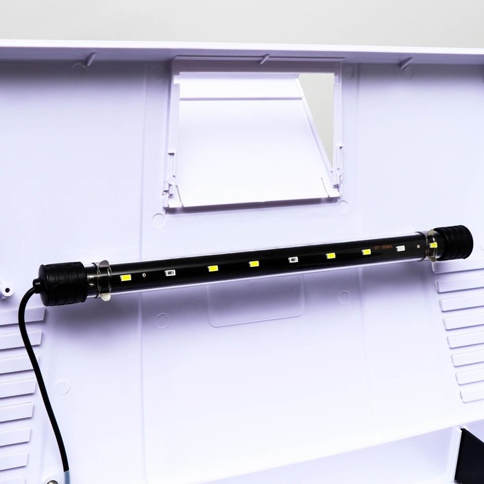 Аквариум SeaStar LS-380F в комплекте: LED-лампа, фильт, 30 л, белый Аквариум SeaStar LS-380F в комплекте: LED-лампа, фильт, 30 л, белый