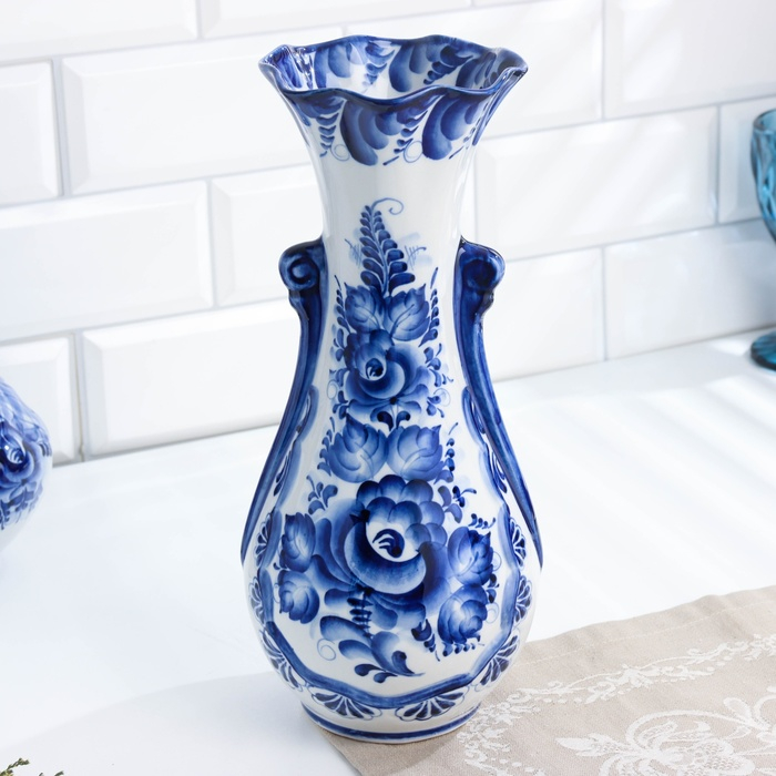 Ваза «Катерина», 11×11×30 см, гжель Ваза «Катерина», 11×11×30 см, гжель