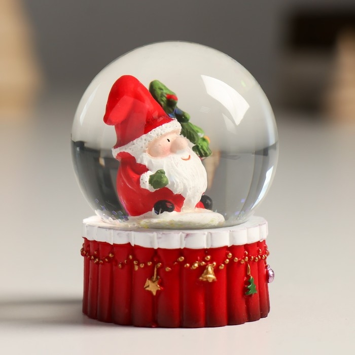 Сувенир полистоун водяной шар Сувенир полистоун водяной шар "Дедушка Мороз с ёлочкой" 4,5х4,5х6,5 см