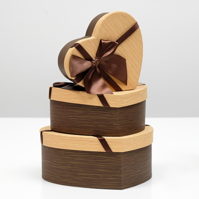 Набор коробок 3 в 1 «Сердце», с бантом, коричневый, 22 х 20 х 9 - 16 х 14 х 6 см Набор коробок 3 в 1 «Сердце», с бантом, коричневый, 22 х 20 х 9 - 16 х 14 х 6 см