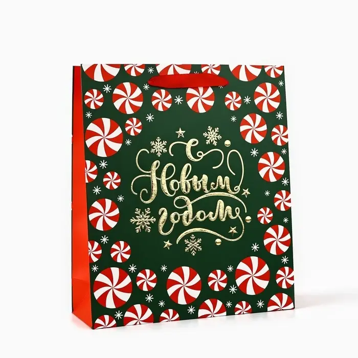 Пакет подарочный новогодний ламинированный &laquo;Новогодние чудеса&raquo;, тиснение, M 30&times;26&times;9 см