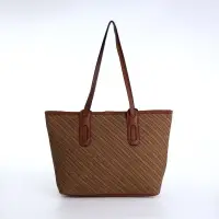 Сумка женская тоут на молнии, 30&times;11&times;25 см, коричневая