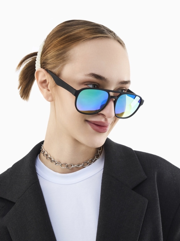 Очки солнечные, uv 400, ширина 15 см, дужка 15 см, линза 5.4 х 4.6 см Очки солнечные, uv 400, ширина 15 см, дужка 15 см, линза 5.4 х 4.6 см