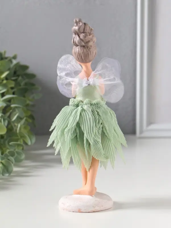 Сувенир полистоун "Девочка-фея с цветком в волосах, в зелёной юбке" 6,5х5,7х21,5 см