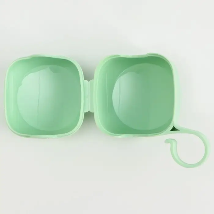 Контейнер для детской пустышки, цвет бирюзовый Контейнер для детской пустышки, цвет бирюзовый