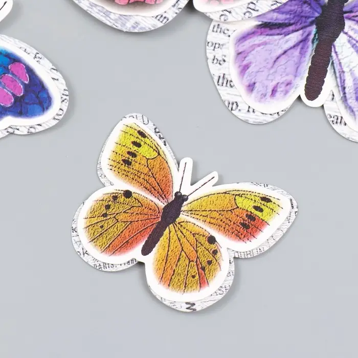 Набор магнитов на холодильник «Арт Узор. Газетные», 12 шт., картон, двойные крылья, h=4-10 см Набор магнитов на холодильник «Арт Узор. Газетные», 12 шт., картон, двойные крылья, h=4-10 см