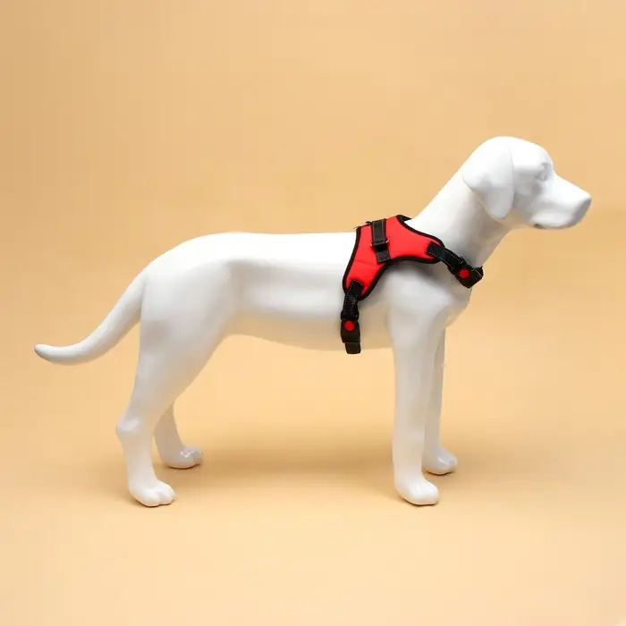 Шлейка К7, размер L, ОГ 64-86 см, вес 18-27.5 кг, мягкая, светоотражающая, красная