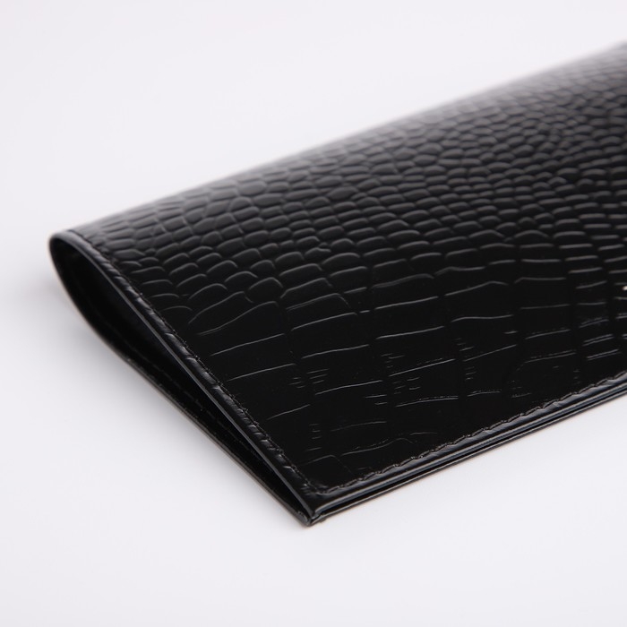 Обложка для паспорта, тиснение, крокодил, цвет чёрный Обложка для паспорта, тиснение, крокодил, цвет чёрный