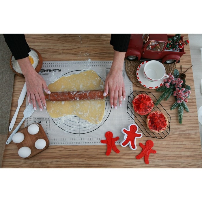 Скалка вращающаяся Magistro, дерево, 43×4 см, рабочая часть 23 см, с фигурными ручками Скалка вращающаяся Magistro, дерево, 43×4 см, рабочая часть 23 см, с фигурными ручками