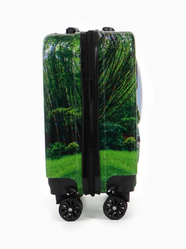 Чемодан дет Панда 18 Чемодан дет Панда 18", 35*22*27 см, отдна молнии, код.замок, 4 колеса,