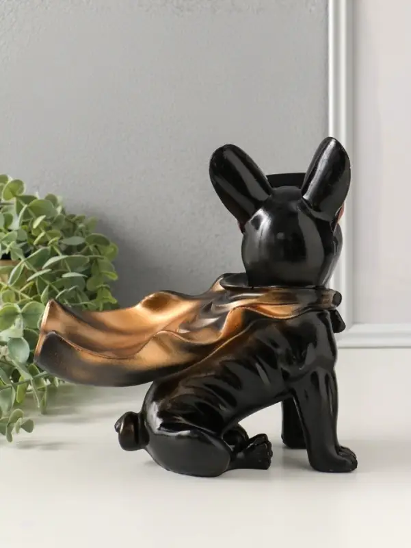 Подставка для мелочей &laquo;Фигурка. Бульдог в плаще&raquo;, полистоун, чёрная, 23&times;20&times;13 см