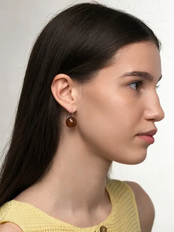 Серьги пластик &laquo;Шар №16&raquo;, с разводами и блёстками, светло-коричневые в серебре