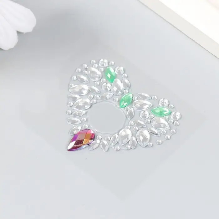 Наклейка-стразы для декора «Украшение. Сердце», пластик, на листе, 6.2×4.9 см, МИКС