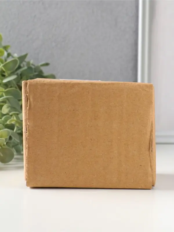 Сувенир керамика "Зайка розово-серый с пасхальным яичком в горох" 12х7,9х8,8 см