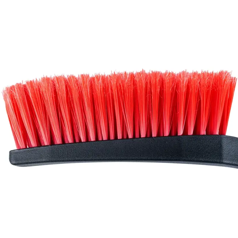 Щётка-скребок AVS WB-6318 (62 cм), мягкая ручка, распушенная щетина.