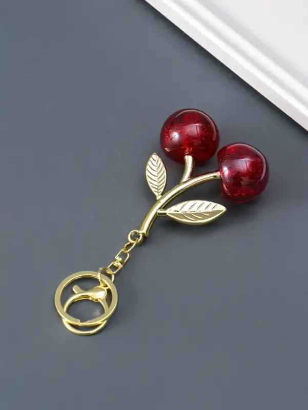 Брелок на кольце с карабином "Вишенки" 7,5х6х2,8 см