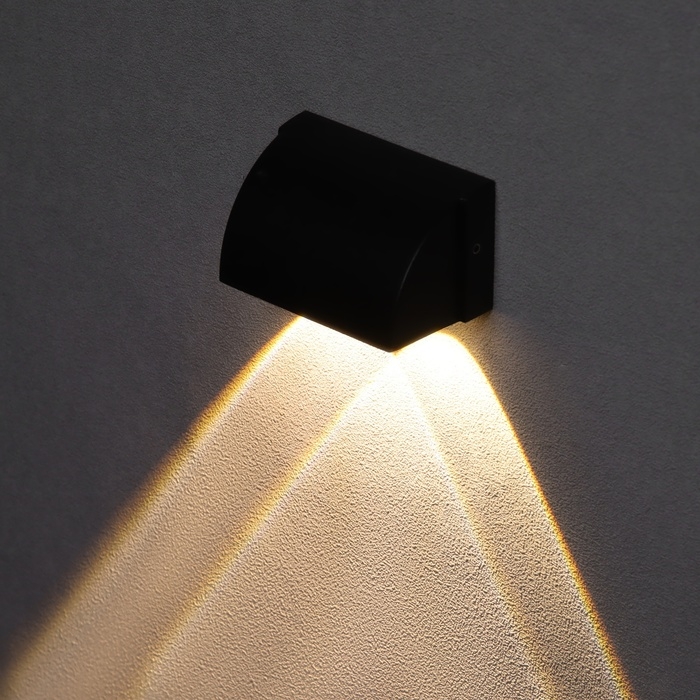 Светильник фасадный «Каскад», FSD-094, 2 Вт, 3000К, 2 луча, IP65, 220 В, металл, черный Светильник фасадный «Каскад», FSD-094, 2 Вт, 3000К, 2 луча, IP65, 220 В, металл, черный