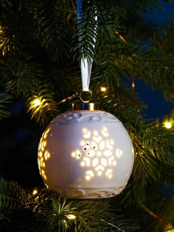 Елочный шар Елочный шар "Снежинка" 10х8.8х8.8, 1 LED, LR44x3(в компл.), Т/БЕЛЫЙ