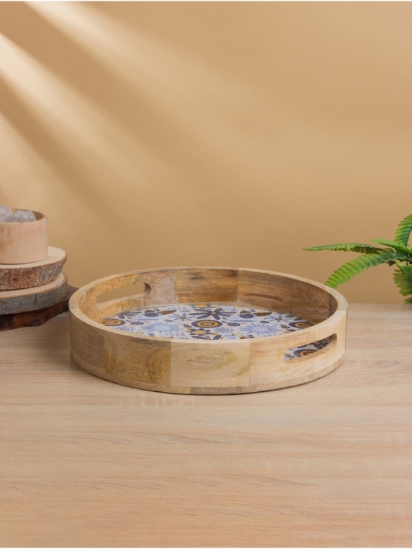 Поднос круглый с бортиками Поднос круглый с бортиками "Васильки" дерево манго 35х35х6,5 см