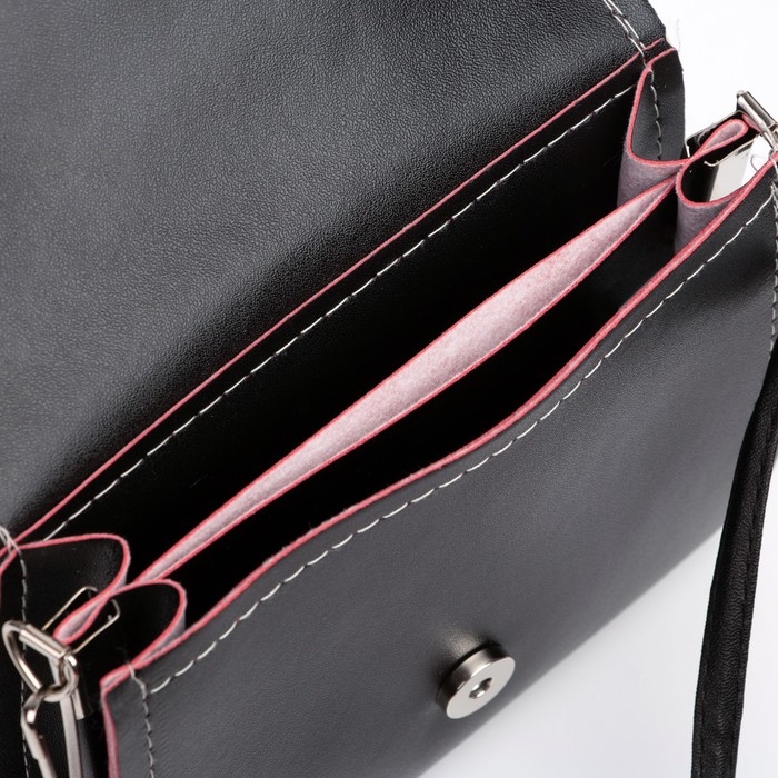 Сумка детская для девочки Сумка детская для девочки "Кошечка", на клапане, цвет чёрный/розовый, 15х4х12 см