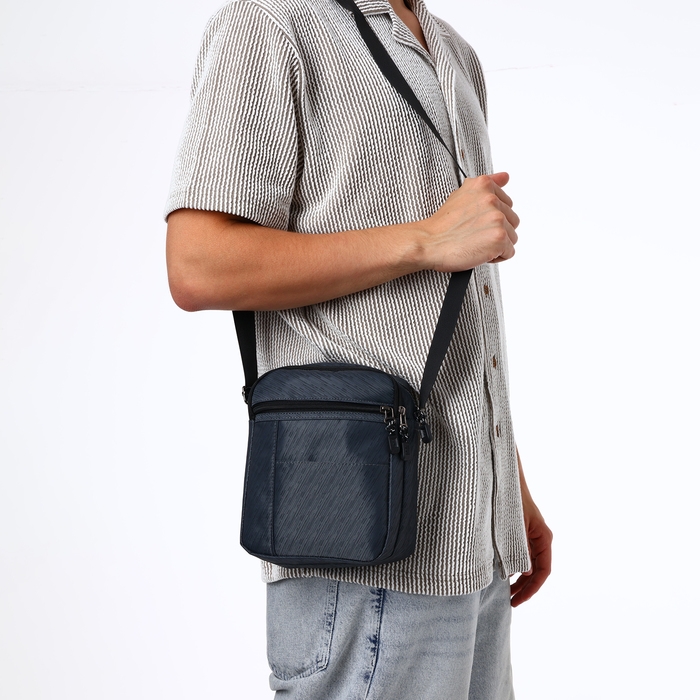 Сумка мужская на молниях, наружный карман, цвет серый Сумка мужская на молниях, наружный карман, цвет серый
