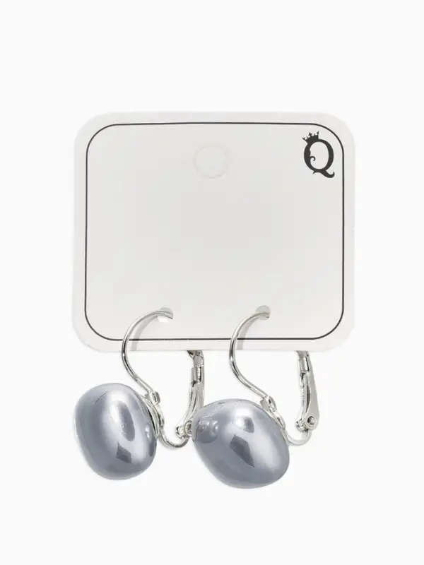 Серьги пластик "Майорика" квадрат, цвет светло-серый в серебре