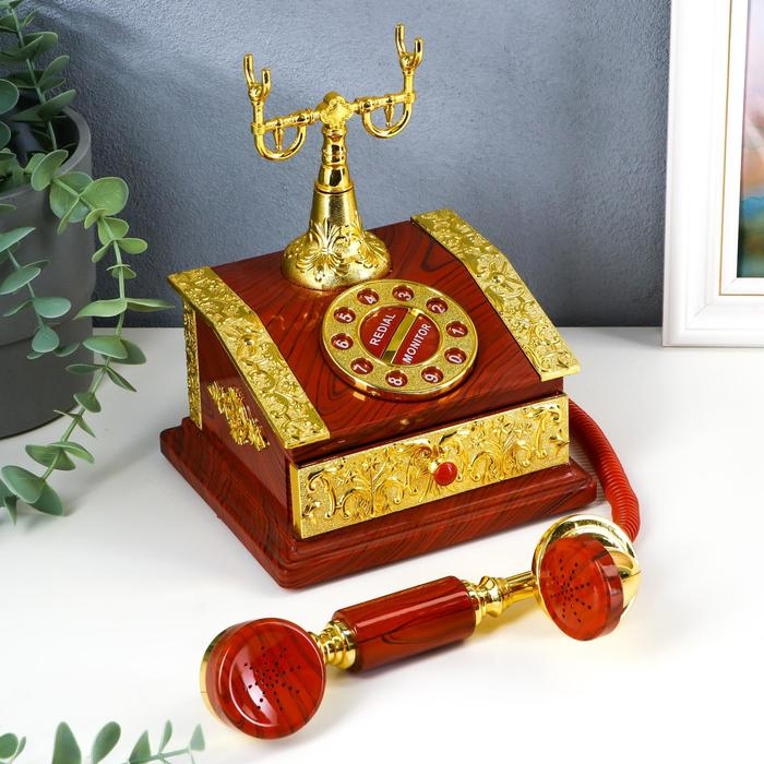 Шкатулка пластик музыкальная механическая Шкатулка пластик музыкальная механическая "Ретротелефон" 13х14,5х21 см