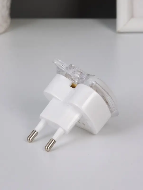 Ночник &laquo;Яблоко&raquo;, 5.5&times;5&times;5 см, пластик