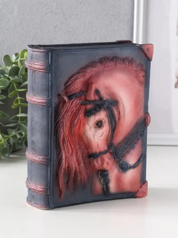 Копилка (гипс) Книга Лошадь  Высота 21 см, ширина 7,5 см, длина 16,5 см, пудровый