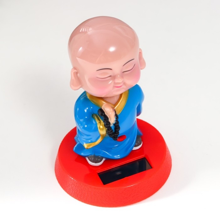 Маятник пластик от солнечной батареи Маятник пластик от солнечной батареи "Будда с чётками" 8х8х9 см