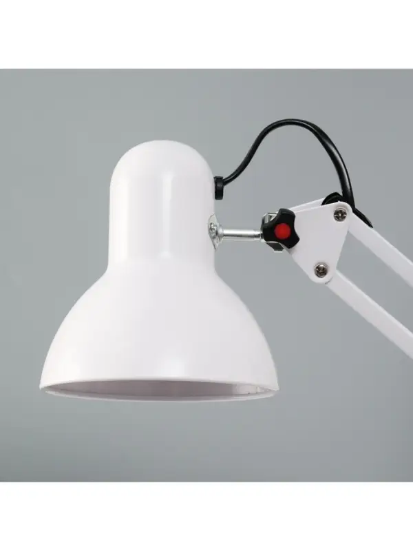 Лампа настольная 810 &laquo;Деко, белая&raquo; E27 40W RISALUX