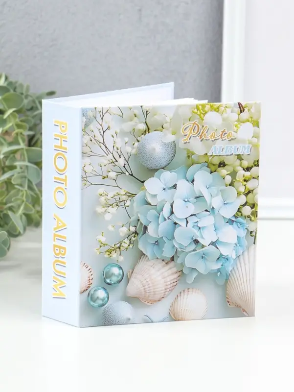 Фотоальбом на 40 фото 10х15 см "Голубая гортензия и ракушки" в коробке 4,5х14х17 см