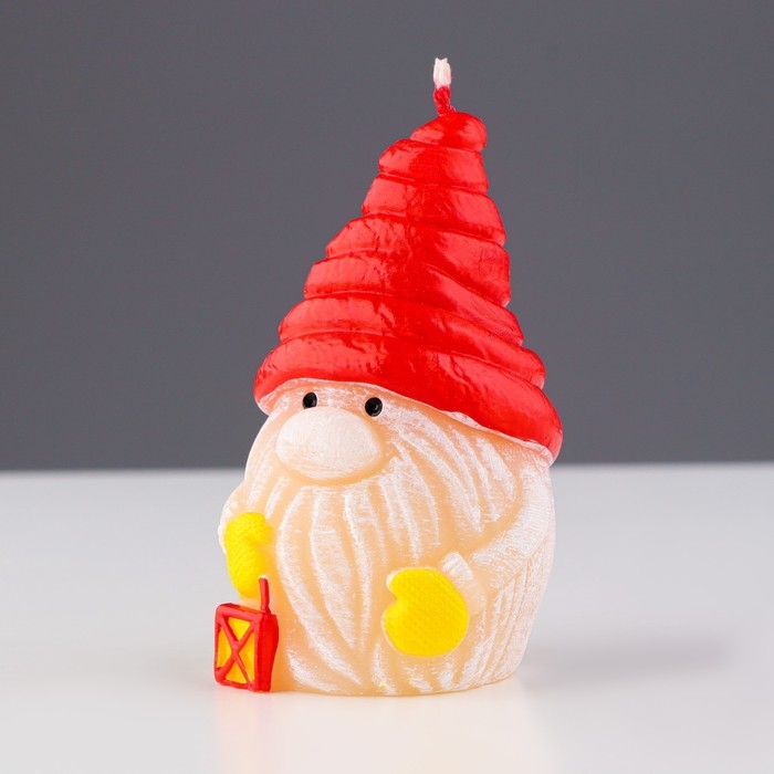 Свеча декоративная "Игрушечный гном", 5,1х5,1х8 см
