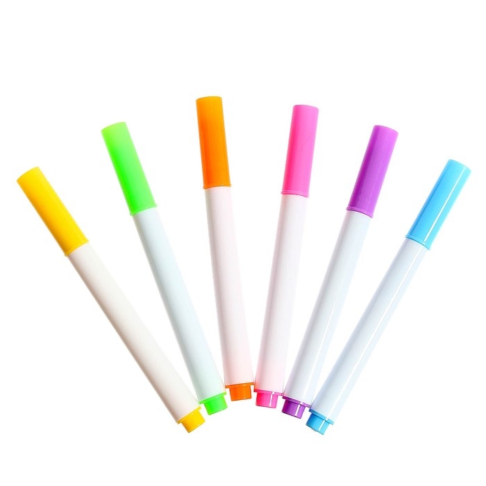 Планшет для рисования «Волшебный единорог», 6 неоновых фломастеров, 6 картинок, 8 световых эффектов Планшет для рисования «Волшебный единорог», 6 неоновых фломастеров, 6 картинок, 8 световых эффектов