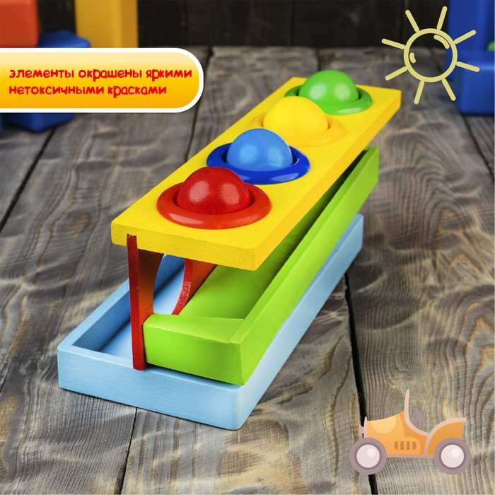 Стучалка на прямоугольном основании с 4 шариками, спуском и молоточком Стучалка на прямоугольном основании с 4 шариками, спуском и молоточком