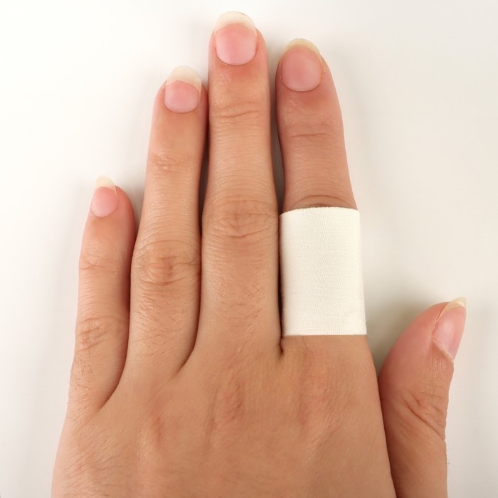 Лейкопластырь Верофарм рулонный 5 х 500 см на тканной основе Лейкопластырь Верофарм рулонный 5 х 500 см на тканной основе