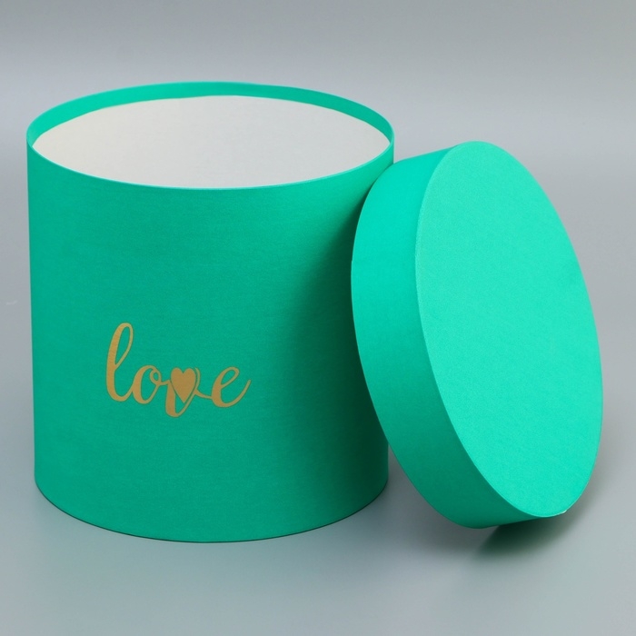 Коробка круглая с тиснением Коробка круглая с тиснением "Love"зеленая 20*20*20см