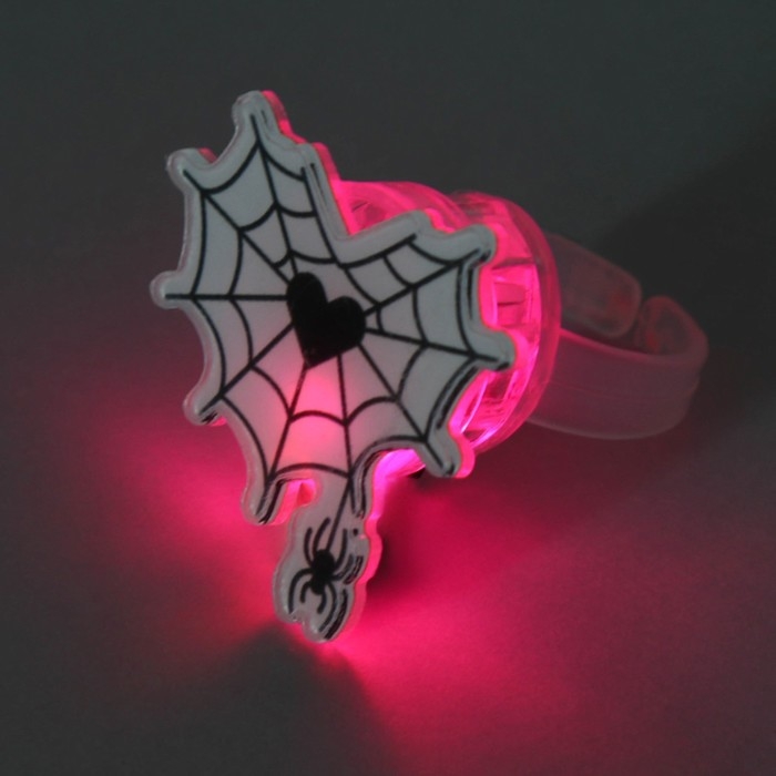 Кольцо детское с огоньком на Хэллоуин, МИКС, безразмерное. Кольцо детское с огоньком на Хэллоуин, МИКС, безразмерное.