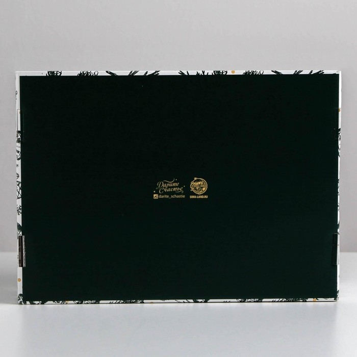 Коробка подарочная новогодняя складная «Тепла и уюта», 30,7 х 22 х 9,5 см, Новый год Коробка подарочная новогодняя складная «Тепла и уюта», 30,7 х 22 х 9,5 см, Новый год