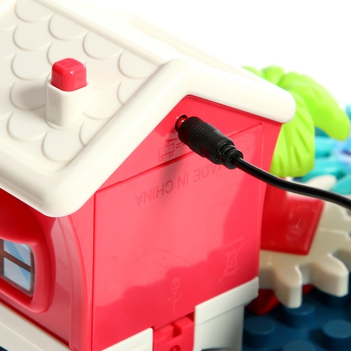 Конструктор развивающий с шестерёнками «Весёлые паровозики», 33 детали Конструктор развивающий с шестерёнками «Весёлые паровозики», 33 детали