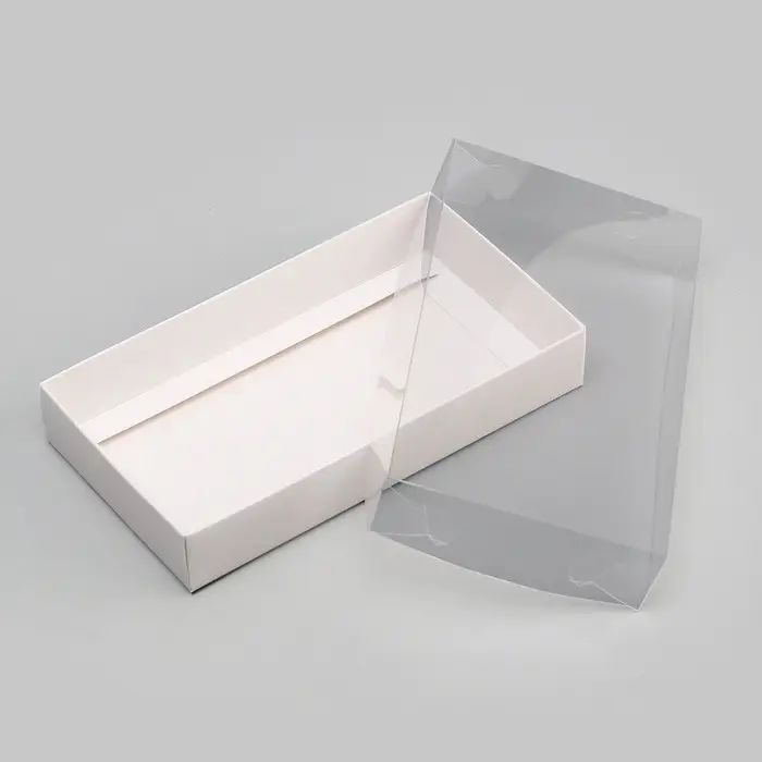 Кондитерская упаковка, белая с PVC крышкой, 18×10×3 см Кондитерская упаковка, белая с PVC крышкой, 18×10×3 см