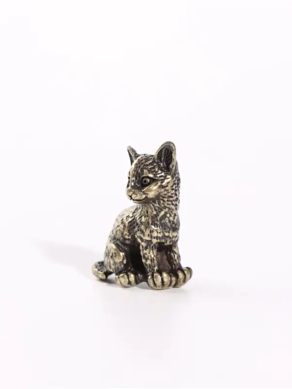 Фигурка декоративная &laquo;Маленький котёнок&raquo;, металл, 1.8&times;1.5&times;2.9 см