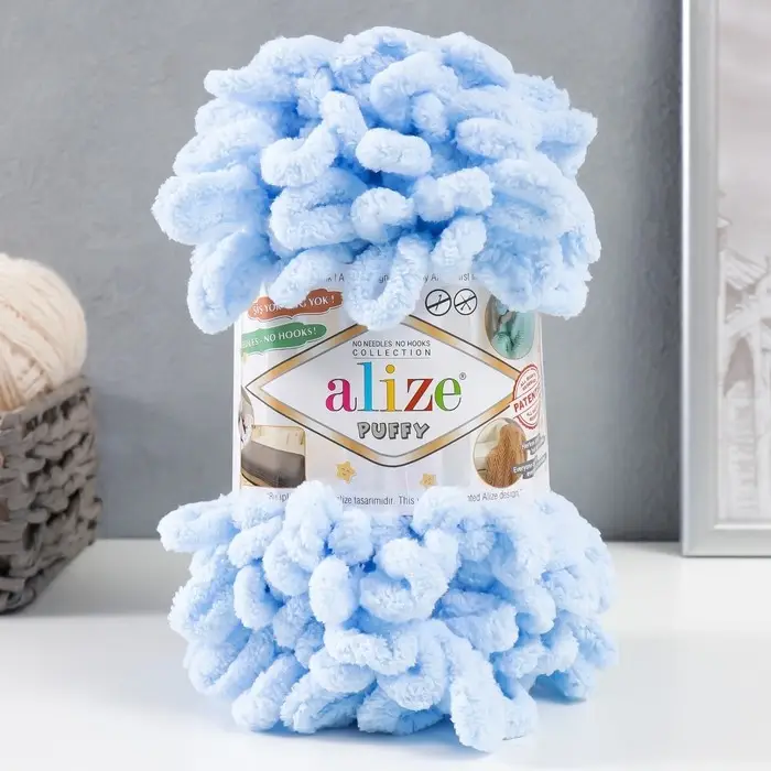 Плюшевая пряжа для вязания руками ALIZE, Puffy, 100% микрополиэстер, 9 м/100 г, (183 св. голубой)