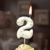 Свеча в торт "Белые брызги", цифра "2"