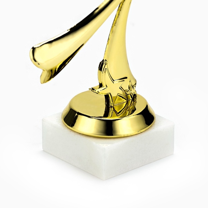 Кубок «Девушка в полете», наградная фигура, подставка камень, 18 х 8 х 5 см Кубок «Девушка в полете», наградная фигура, подставка камень, 18 х 8 х 5 см