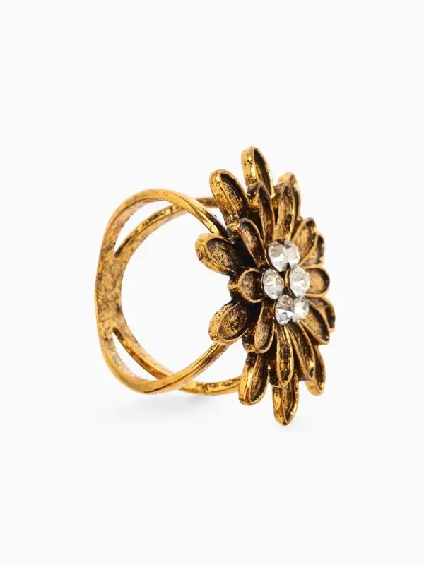 Кольцо для платка Кольцо для платка "Цветок Хризантема", цвет белый в чернёном золоте